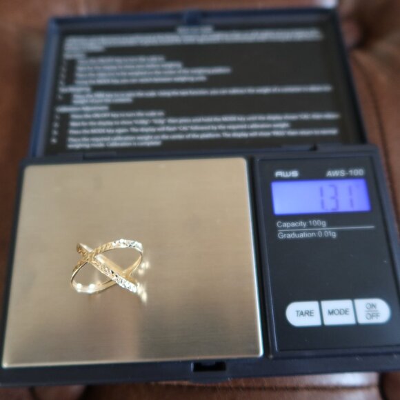 14K yellow gold diamond cut crisscross X ring size 7 ladies super sparkly - Picture 10 of 12